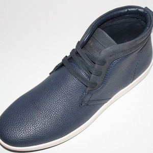 STEVE MADDEN MEN'S NAVY HI-TOP SNEAKER